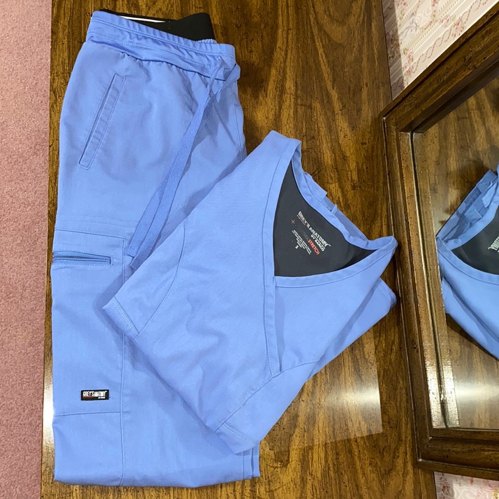 Greys Anatomy scrubs